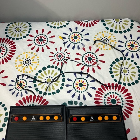Atari Flashback, Classic Games Plug N Play Consoles Lot
